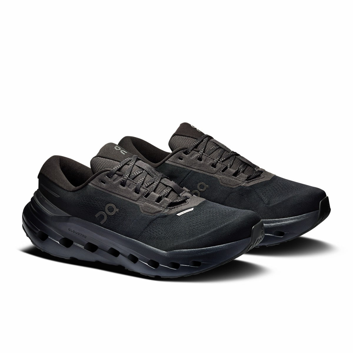 On United States Deals / Women's Cloudrunner 3 Waterproof - Black/Black