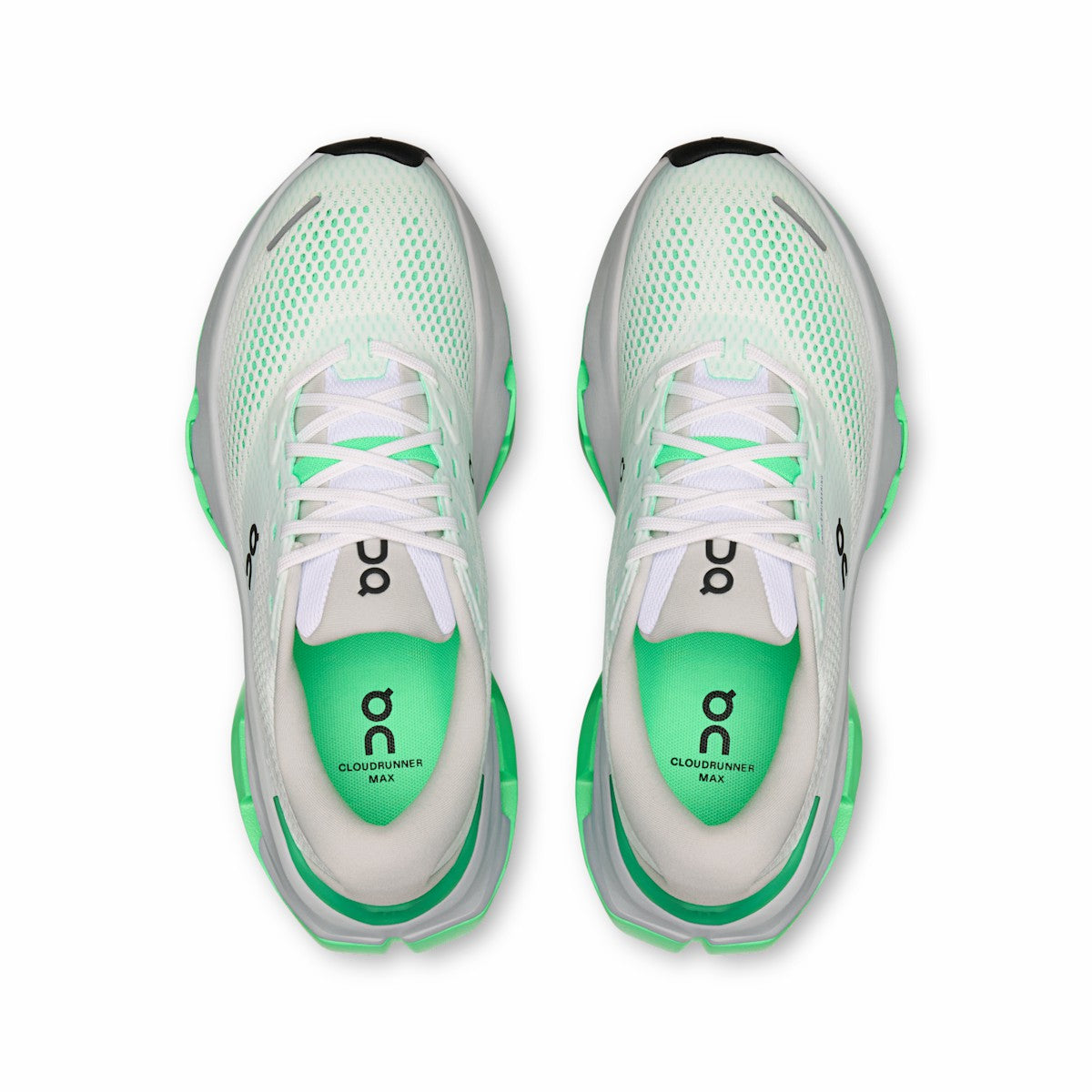 On United States Essential / Women's Cloudrunner 3 Max - White/Verdite