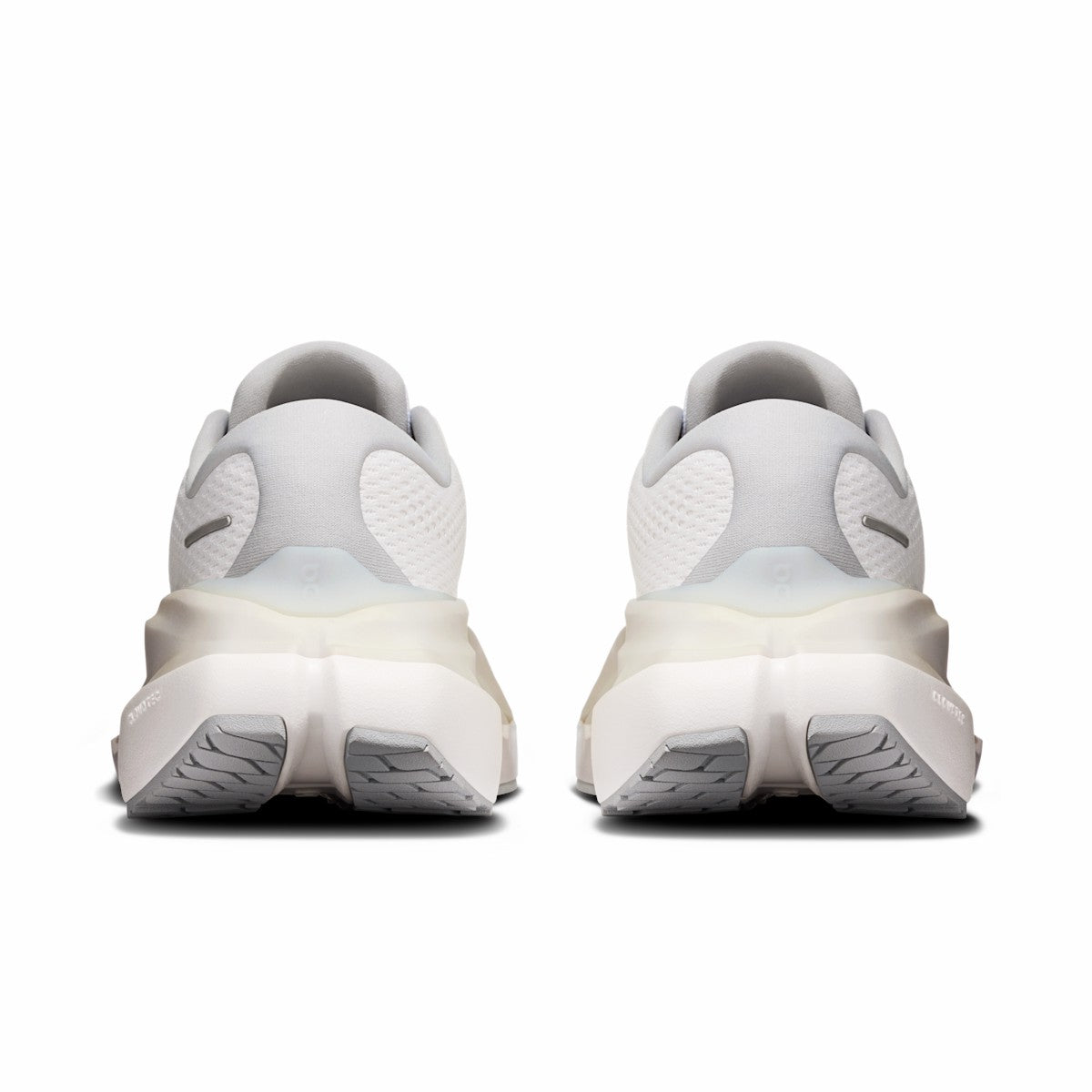 On United States Latest / Women's Cloudrunner 3 Max - White/Glacier