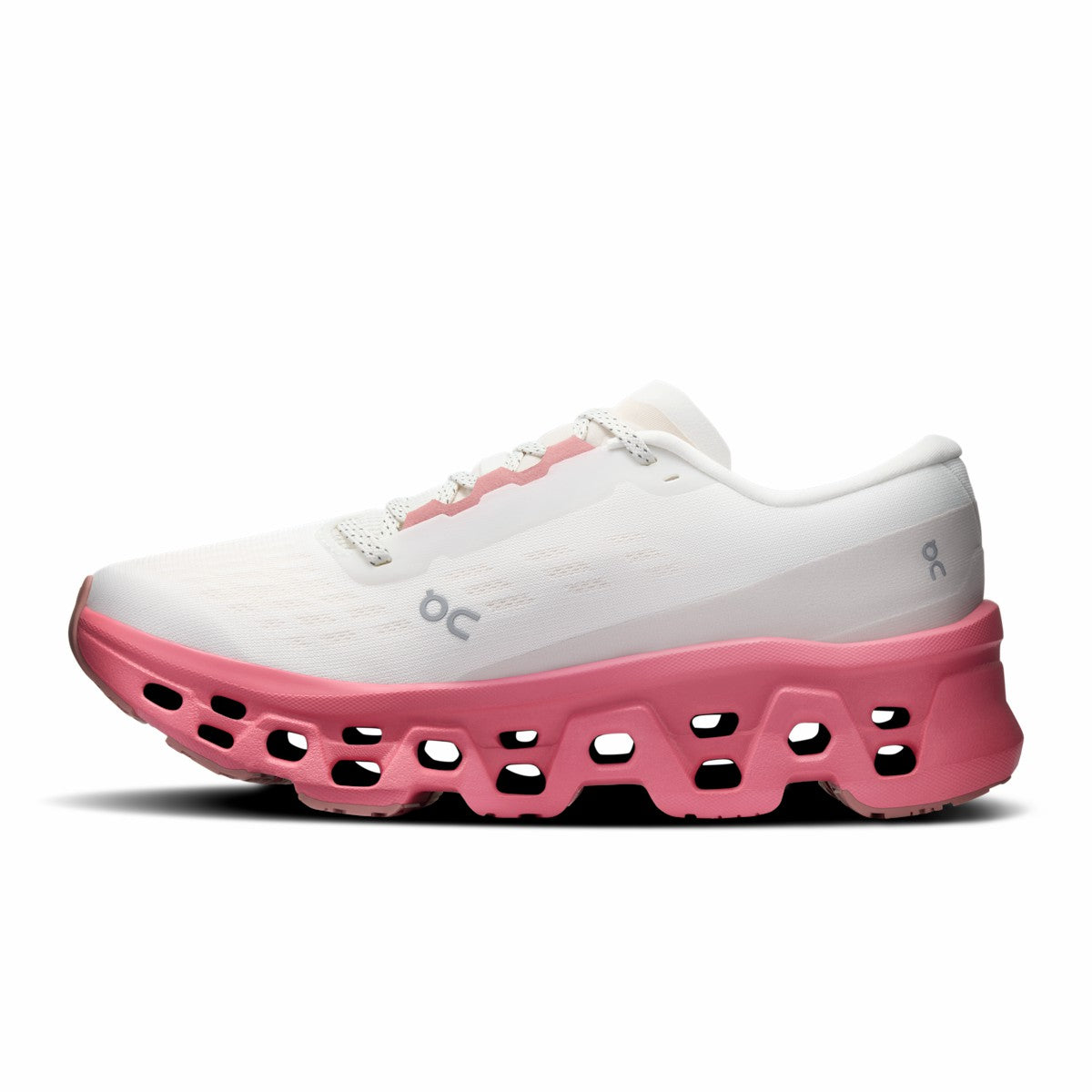On United States Popular / Women's Cloudmonster 3 - Ivory/Camellia