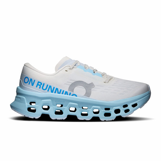 On United States Essential / Women's Cloudmonster 3 - Ivory/Topaz