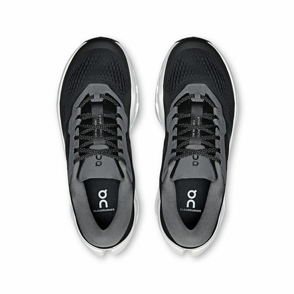 On United States New / Women's Cloudrunner 3 - Black/Ivory