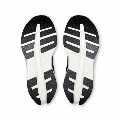 On United States New / Women's Cloudrunner 3 - Black/Ivory