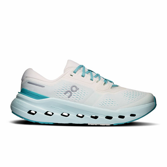On United States Classic / Women's Cloudrunner 3 - Ivory/Aquamarine