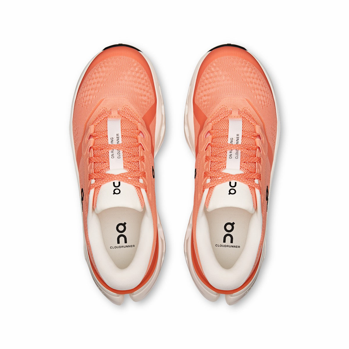 On United States Value / Women's Cloudrunner 3 - Sunstone/Ivory