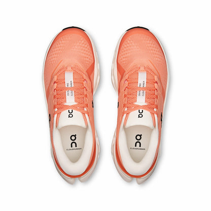 On United States Value / Women's Cloudrunner 3 - Sunstone/Ivory