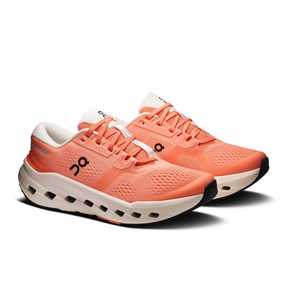 On United States Value / Women's Cloudrunner 3 - Sunstone/Ivory