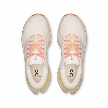 On United States Discount / Women's Cloudrunner 3 - Ivory/Dew
