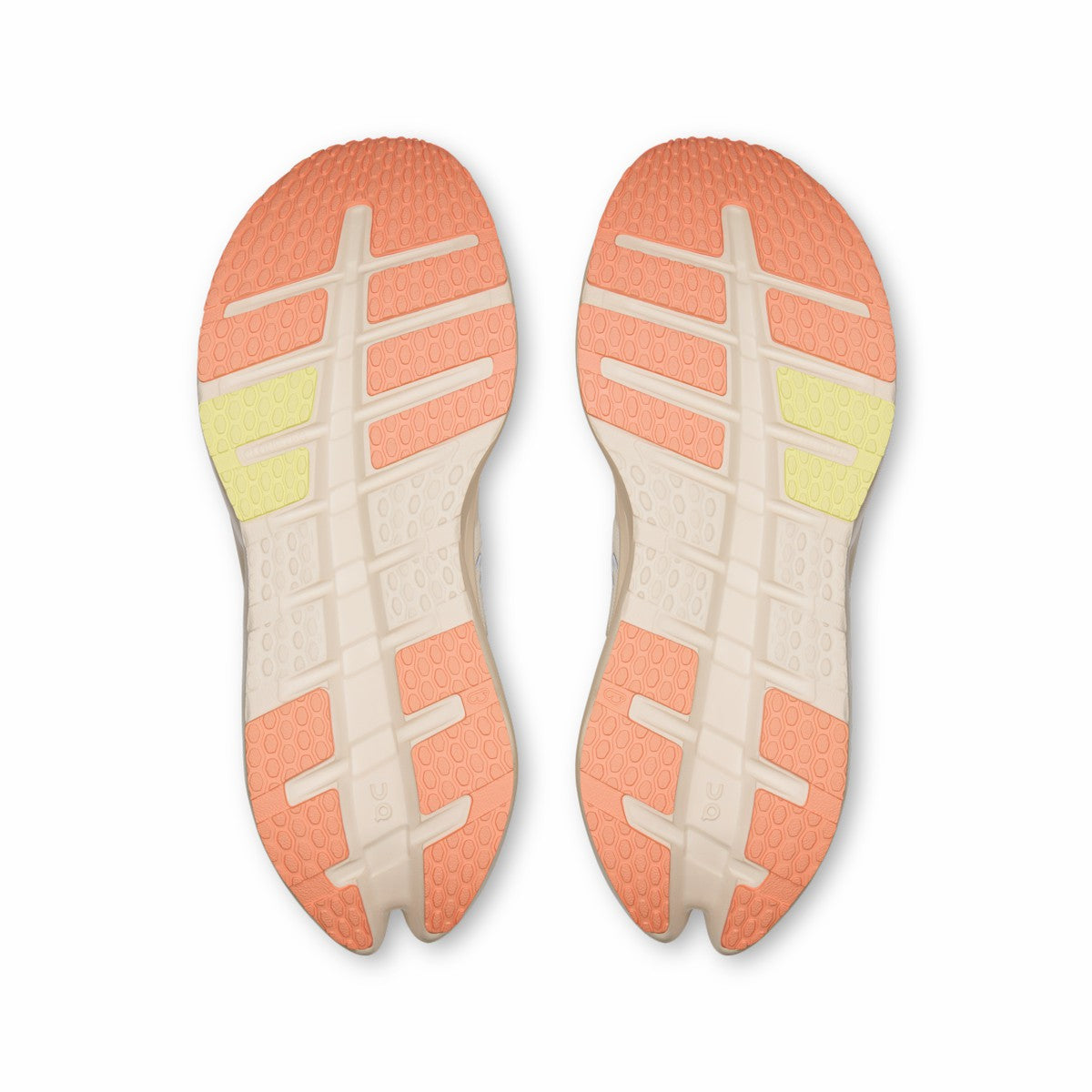On United States Discount / Women's Cloudrunner 3 - Ivory/Dew