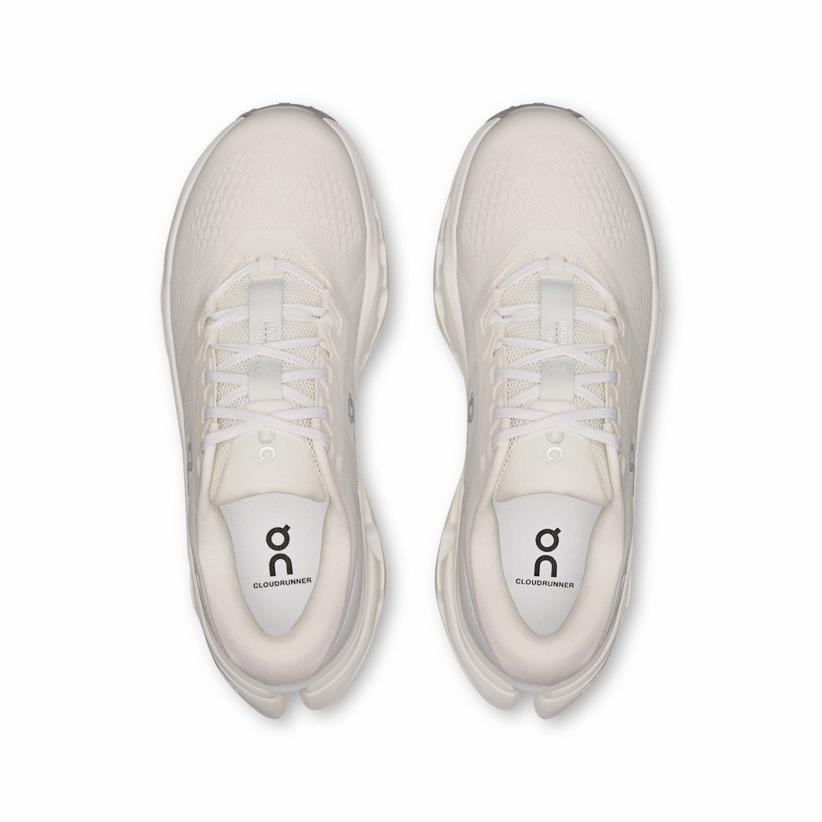 On United States New / Women's Cloudrunner 3 - White/Ivory
