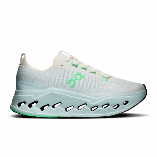 On United States Classic / Women's Cloudsurfer Max - Ivory/Flurry