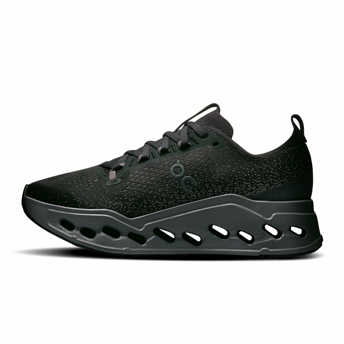 On United States Classic / Women's Cloudsurfer Max - Black/Eclipse