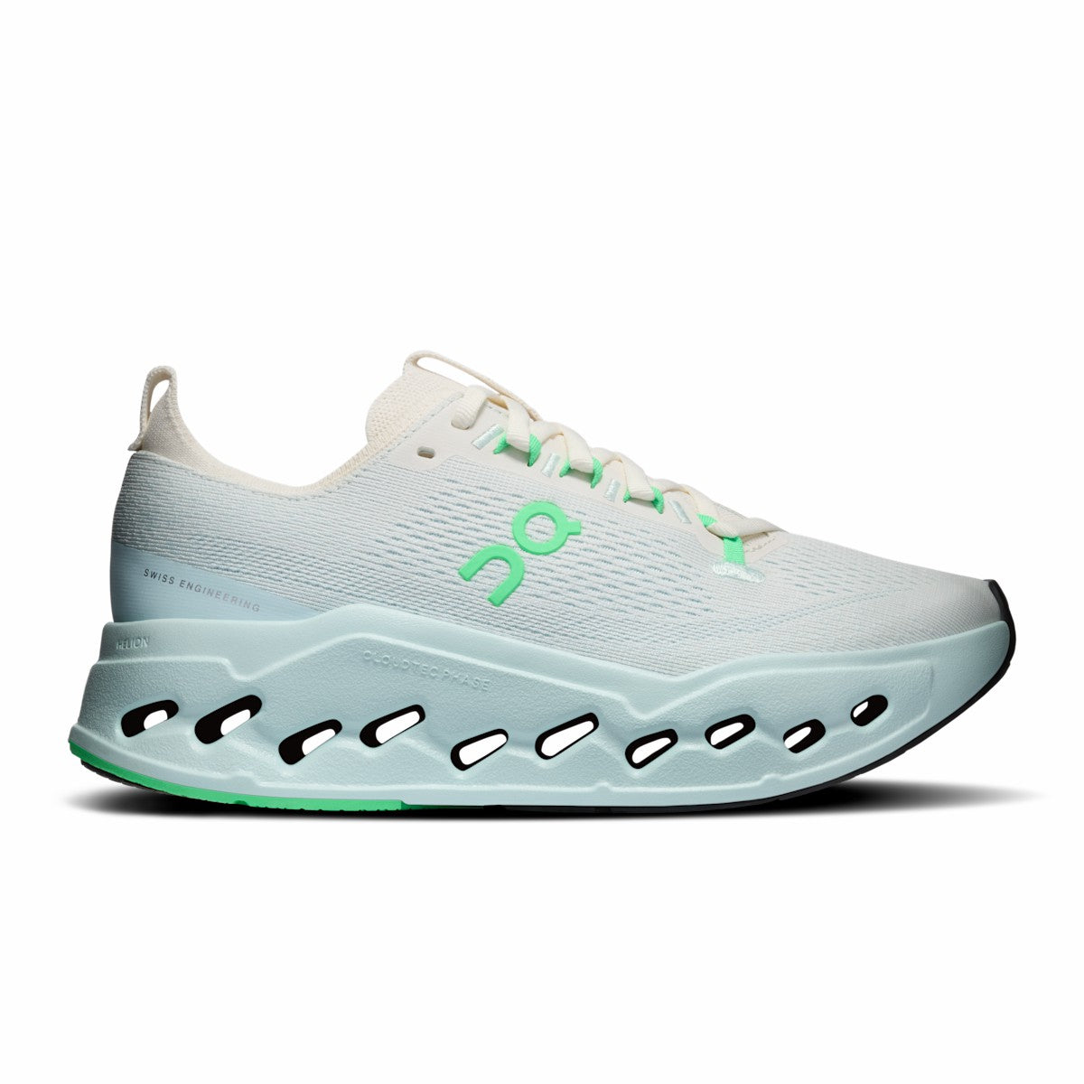 On United States Classic / Women's Cloudsurfer Max - Black/Eclipse