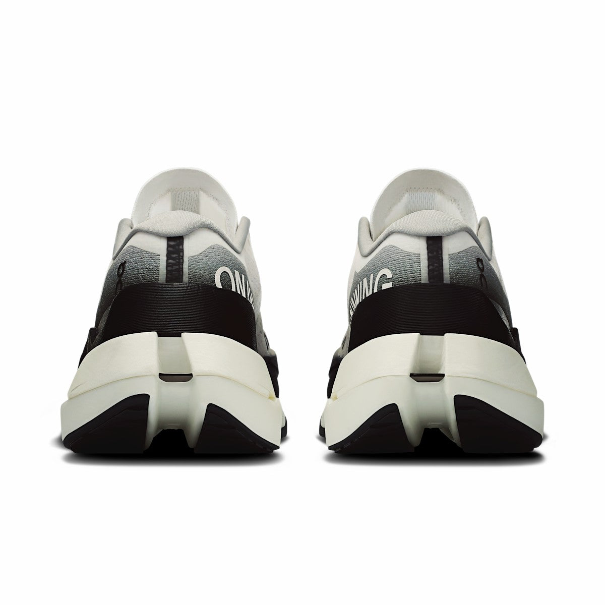 On United States Everyday / Women's Cloudboom Max - White/Black