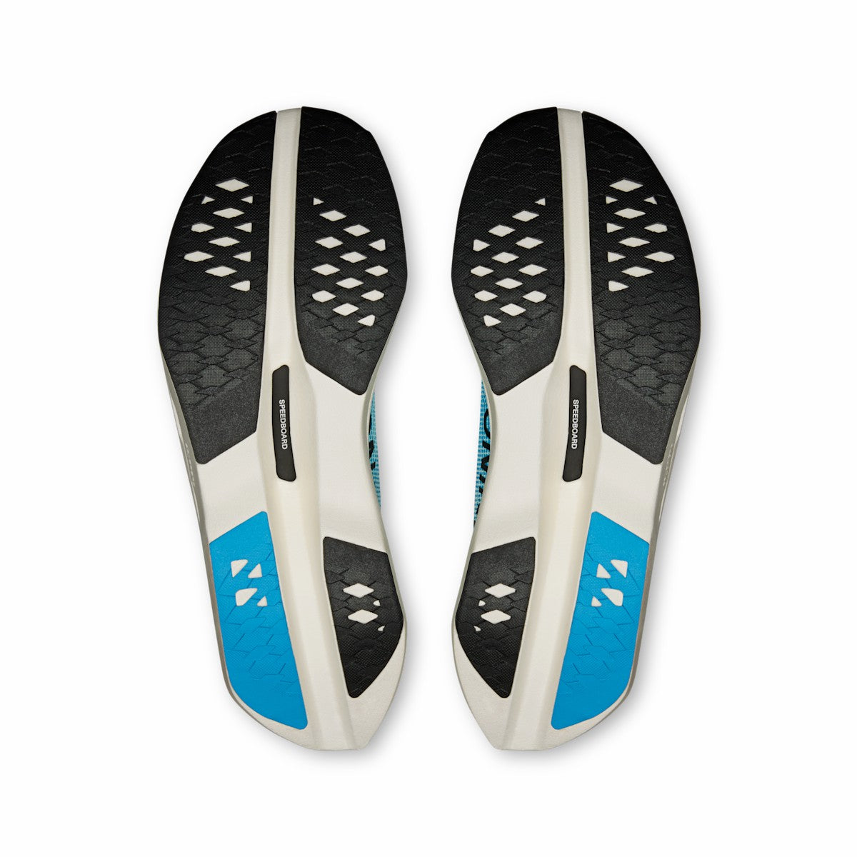 On United States Premium / Women's Cloudboom Volt - Celeste/Isle