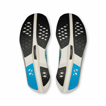 On United States Premium / Women's Cloudboom Volt - Celeste/Isle