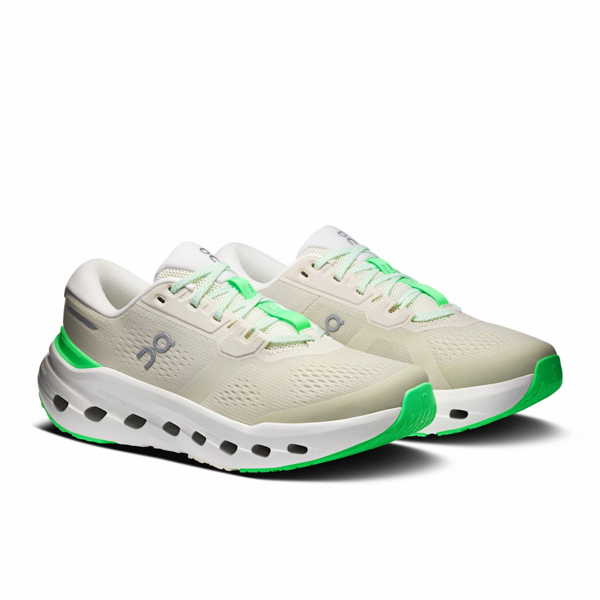On United States Premium / Women's Cloudrunner 3 Wide - Ghost/Verdite