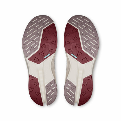 On United States Sale / Women's Cloudsurfer Trail 2 - Lily/Gardenia