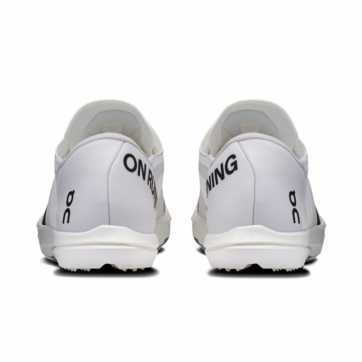 On United States Essential / Women's Cloudspike Amplius 2 - White/Frost