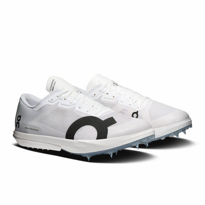 On United States Essential / Women's Cloudspike Amplius 2 - White/Frost