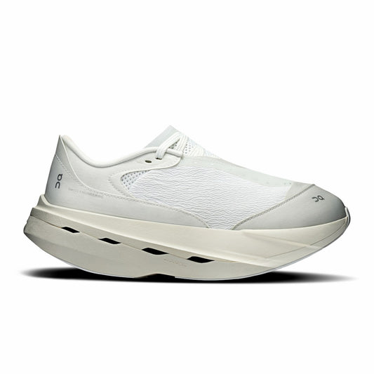 On United States Value / Women's Cloudboom Volt PAF - White/Gale