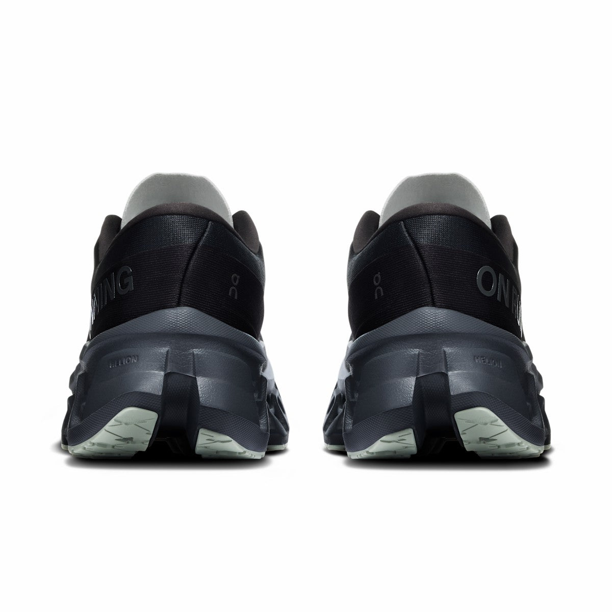 On United States Signature / Women's Cloudmonster 3 - Black/Eclipse