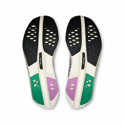 On United States Quality / Women's Cloudboom Volt - Iceberg/Sakura