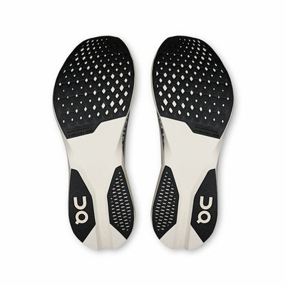 On United States Value / LightSpray Cloudboom Strike - White/Black