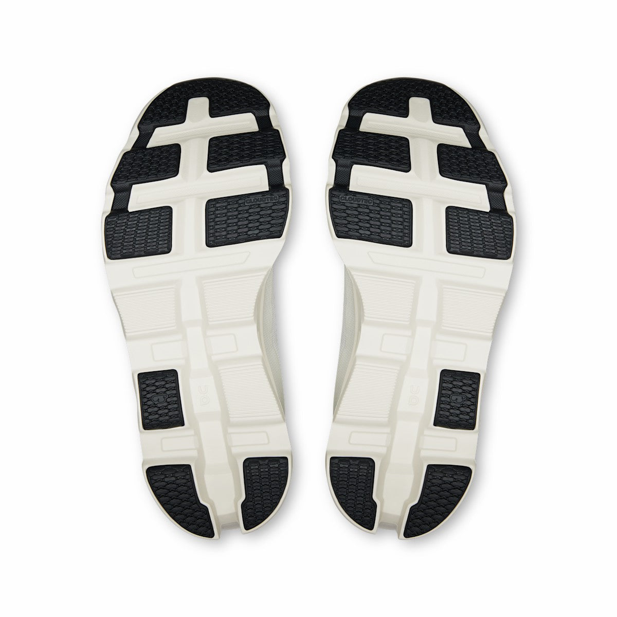 On United States Essential / Women's Cloudmonster 2 - Ivory/Nimbus