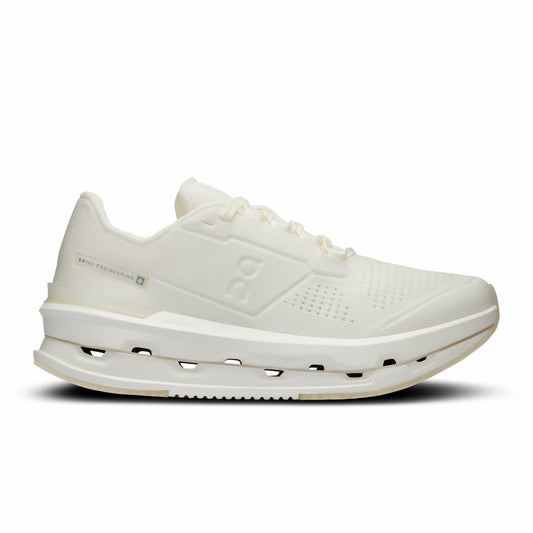 On United States Everyday / Women's Cloudrise Cyclon - Undyed