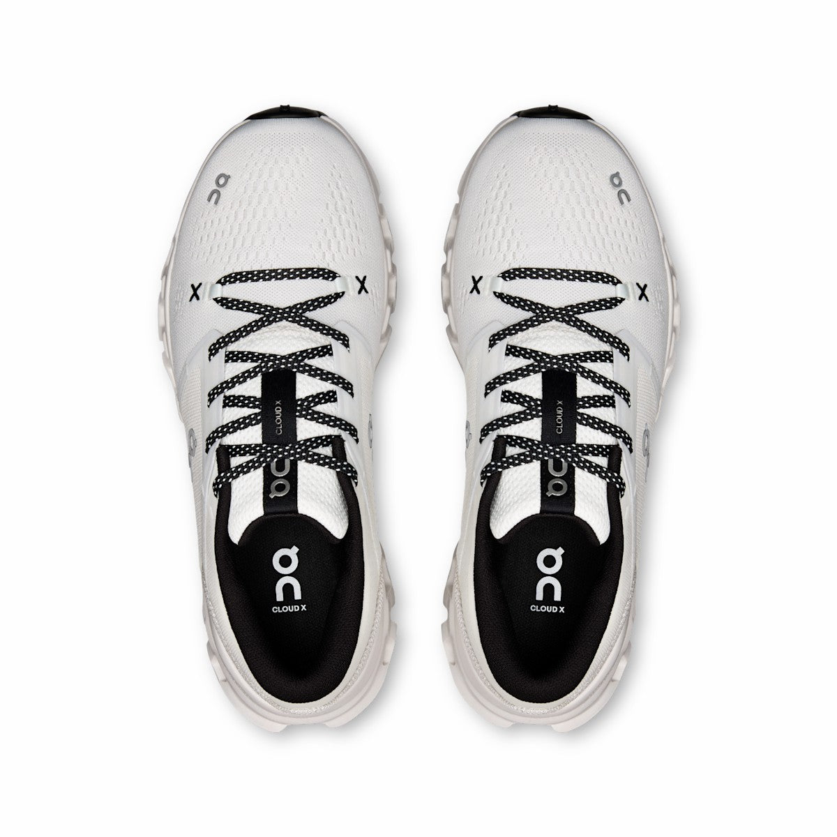 On United States Great Value / Women's Cloud X 5 - White/Black