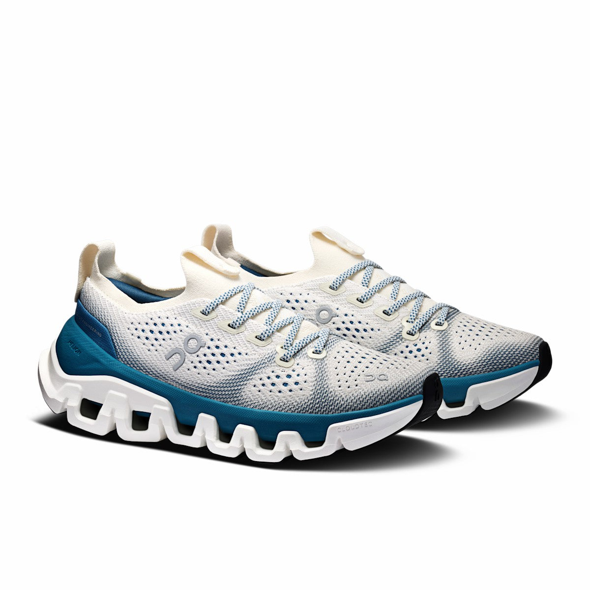 On United States Popular / Women's Cloud X Tempo - Ivory/Storm