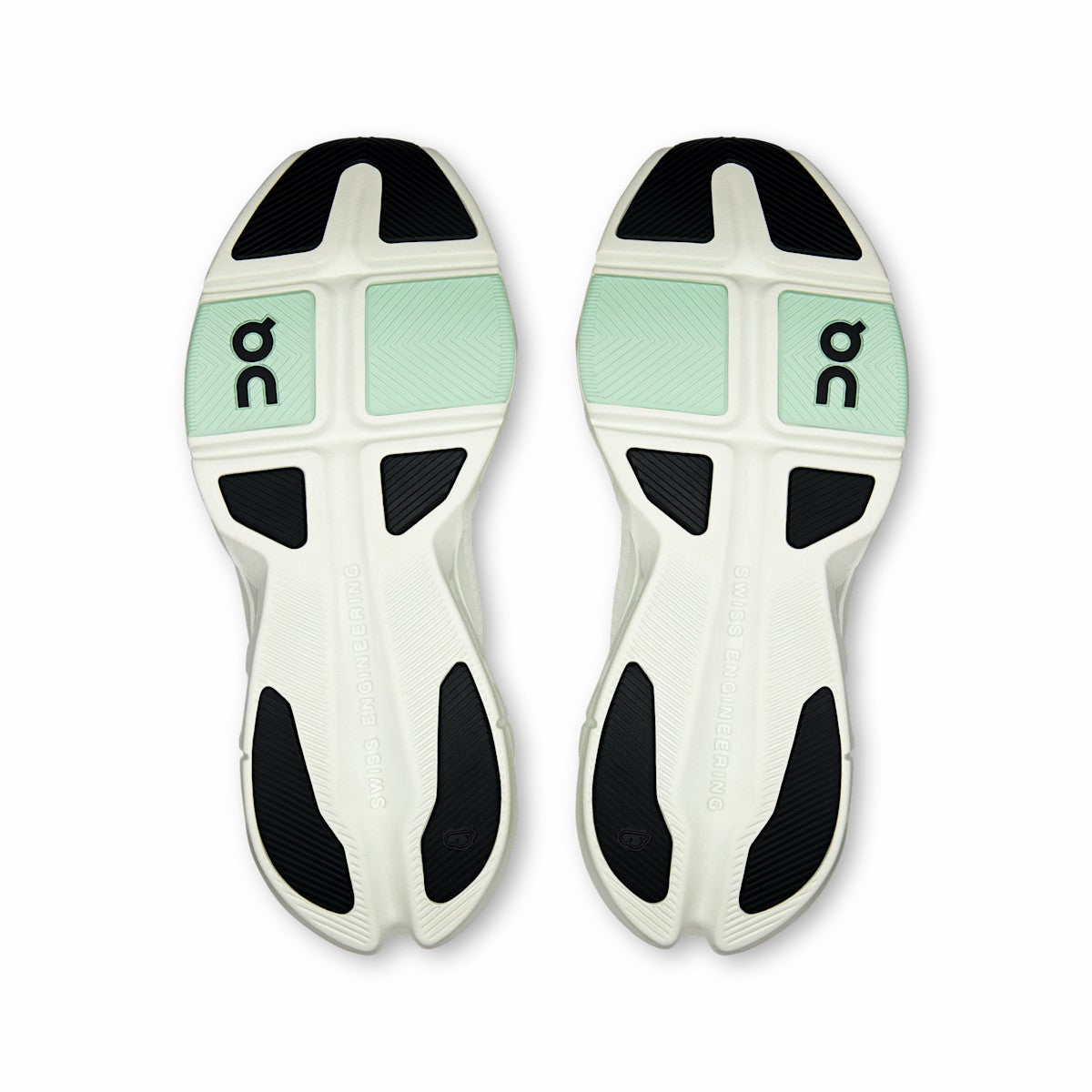 On United States Featured / Women's Cloudpulse Next - Ivory/Iceberg