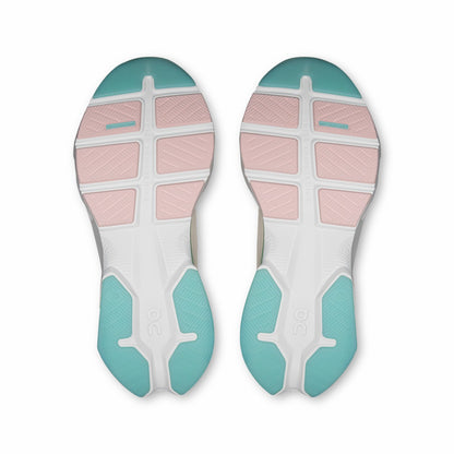 On United States Discount / Women's Cloudpulse 2 - Dew/White