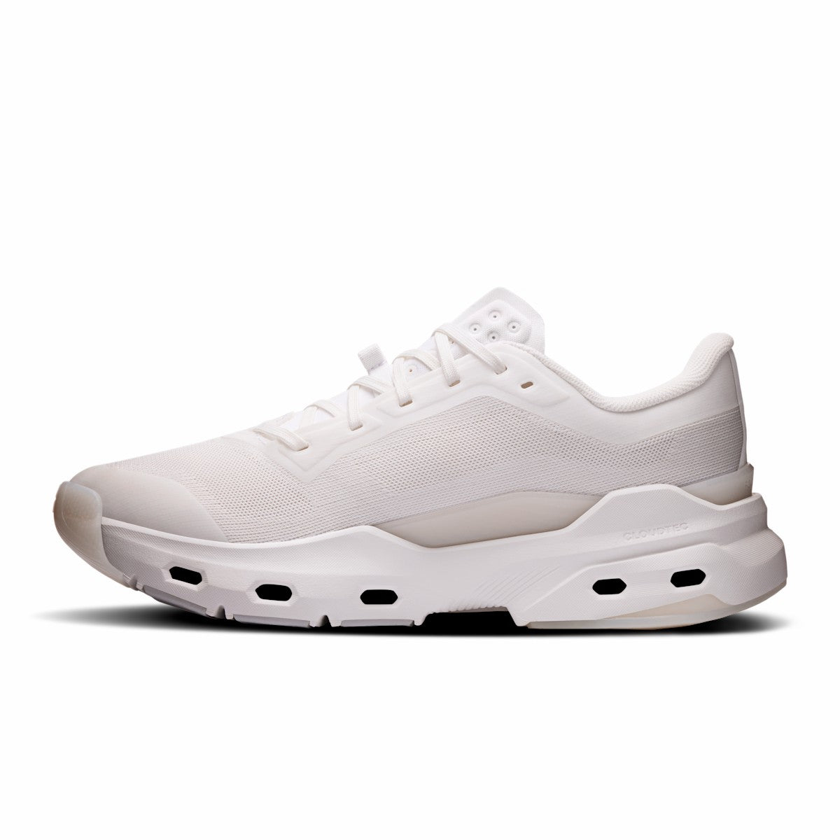 On United States Classic / Women's Cloudpulse 2 - White/White