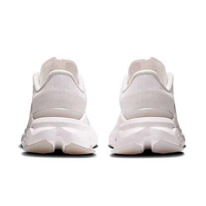 On United States Classic / Women's Cloudpulse 2 - White/White