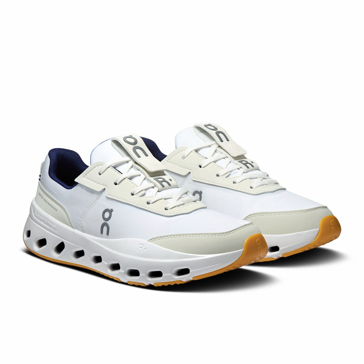 On United States Customer Favorite / Women's THE ROGER Wildcard - White/Midnight