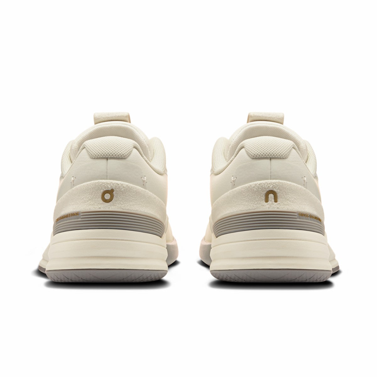 On United States Essential / Women's THE ROGER Pro Ace - Ivory/Fog