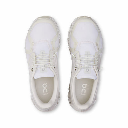 On United States Smart Buy / Women's Cloud 6 - White/White