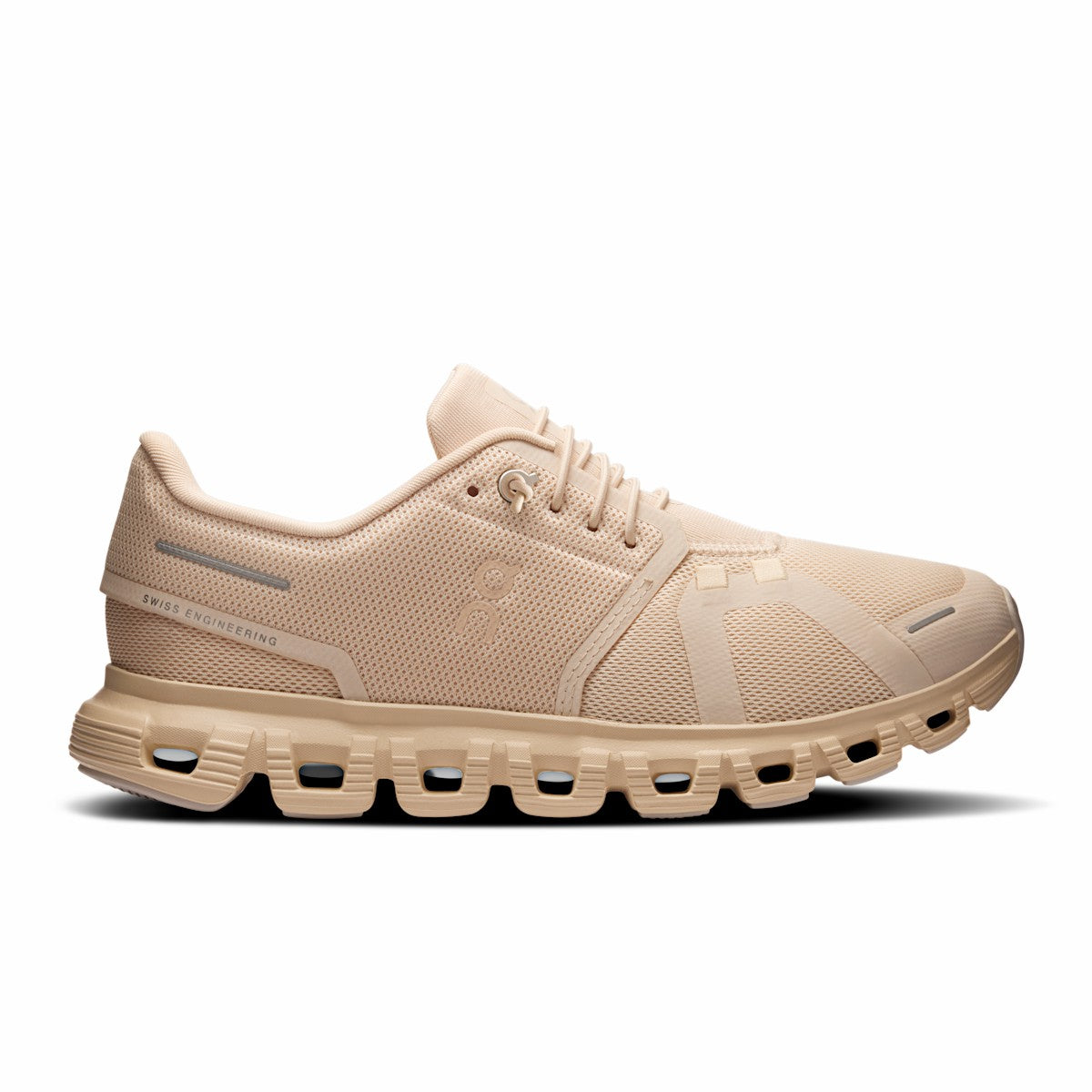 On United States Value / Women's Cloud 6 - Glacier/White