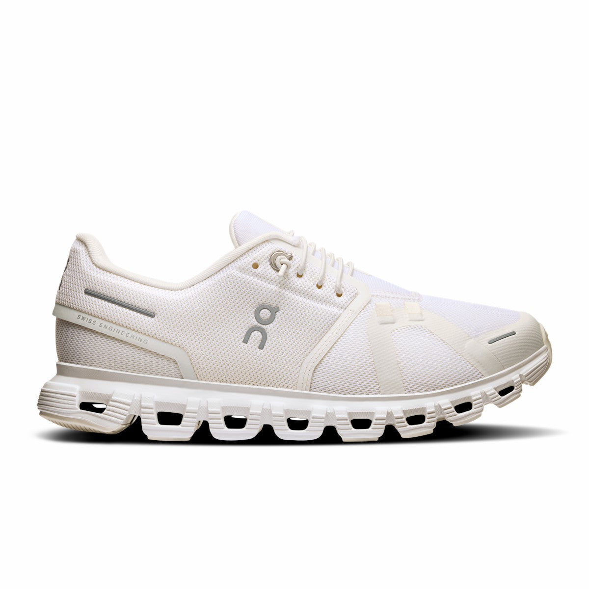 On United States Signature / Women's Cloud 6 - Ether/Tyrian