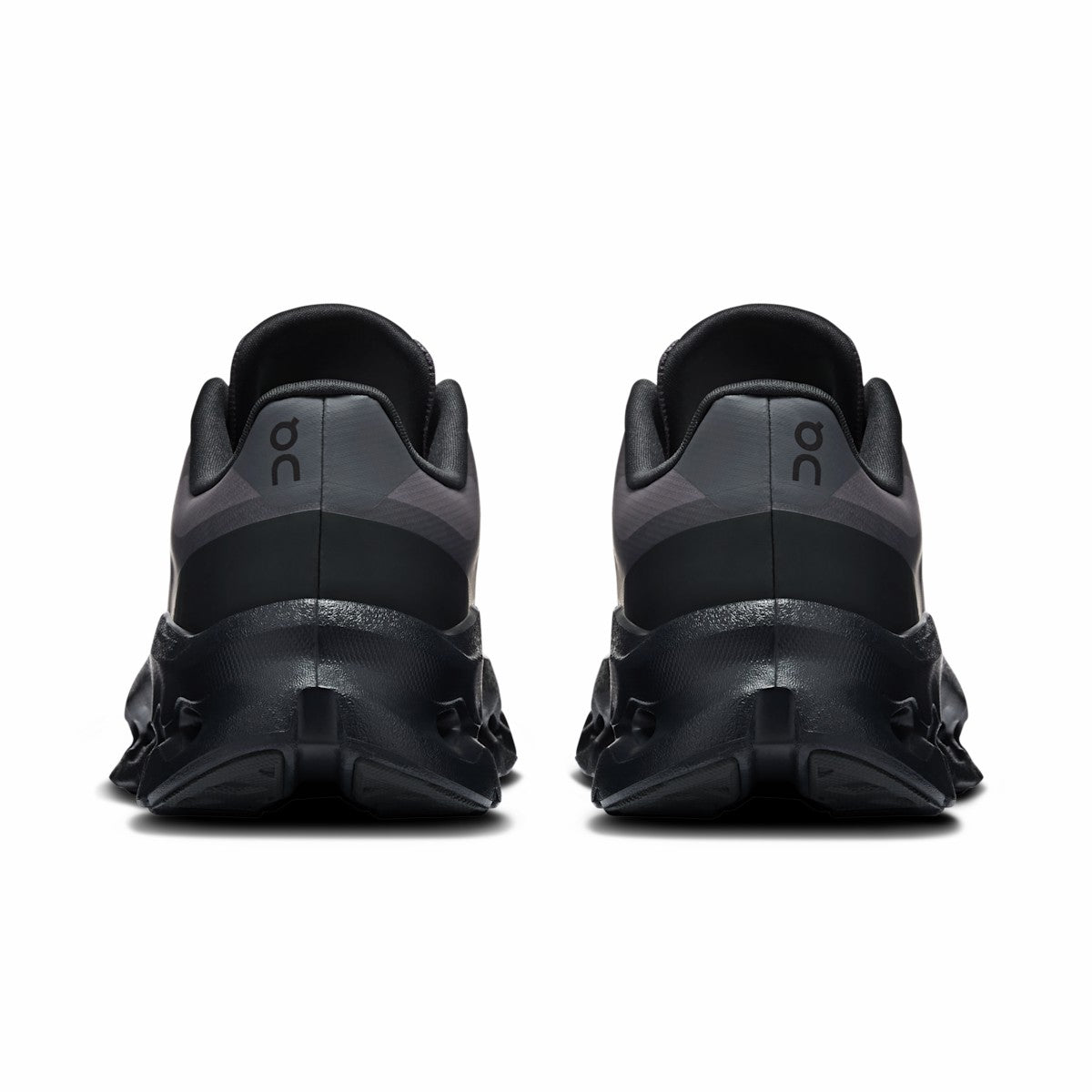On United States Recommended / Women's Cloudtilt Remix - Black/Black