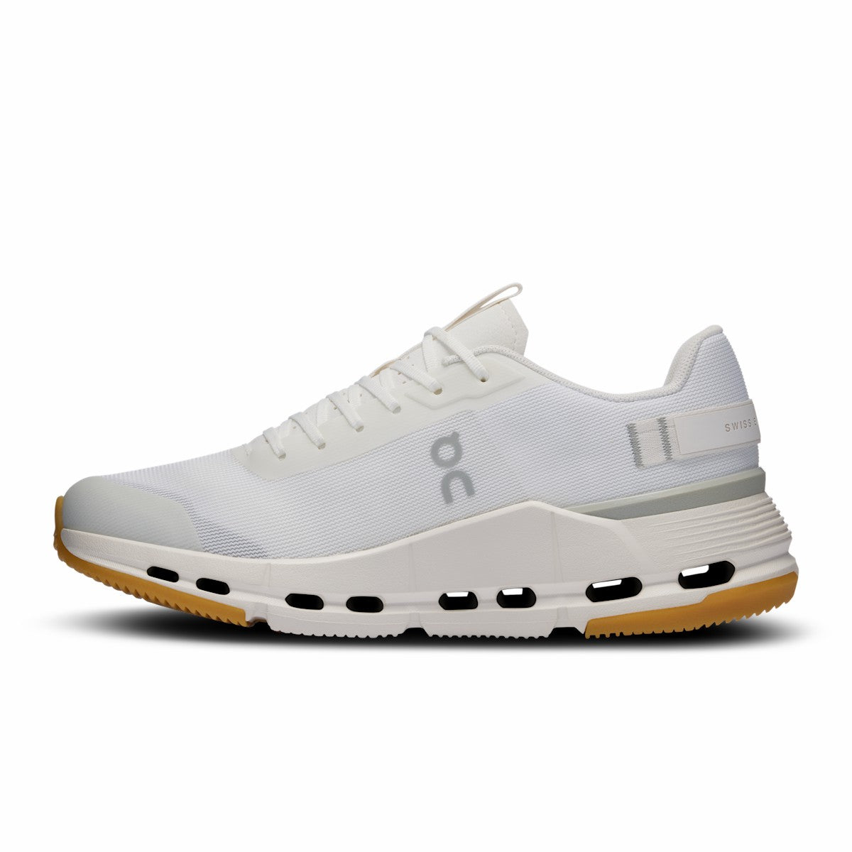 On United States Signature / Women's Cloudnova Form 2 - White/Ivory