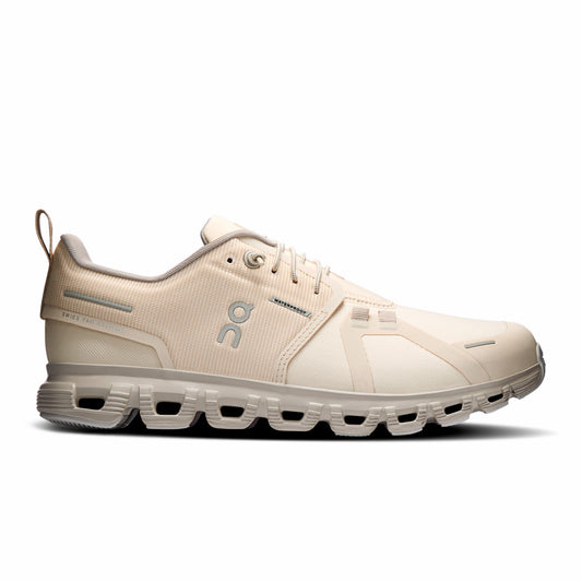 On United States Recommended / Women's Cloud 6 Waterproof - Sand/Desert