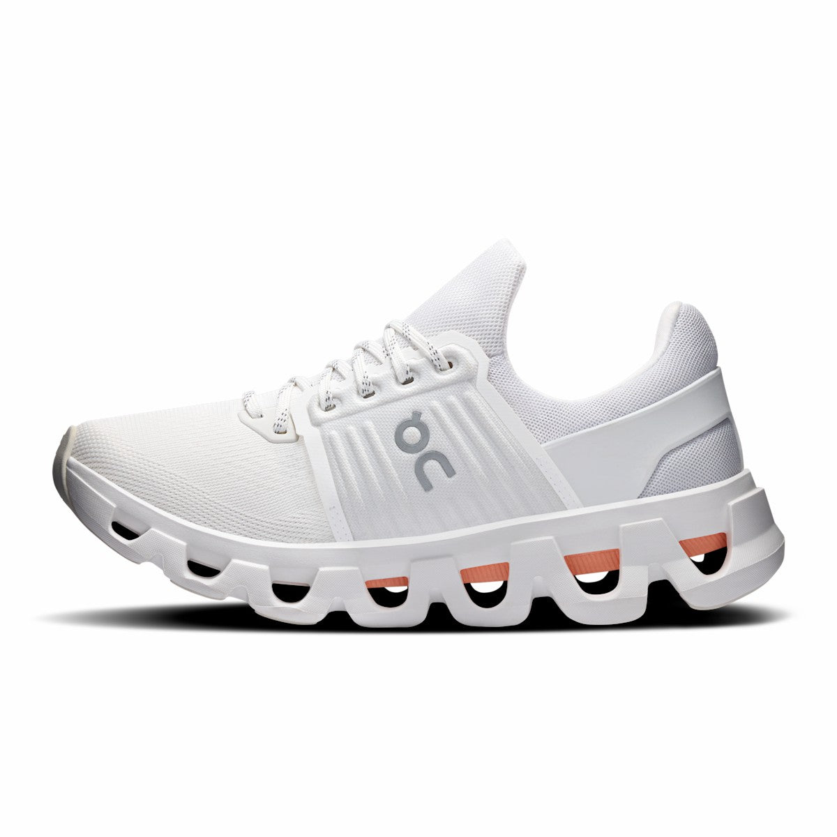 On United States Discount / Women's Cloudswift 4 AD - White/Sunstone