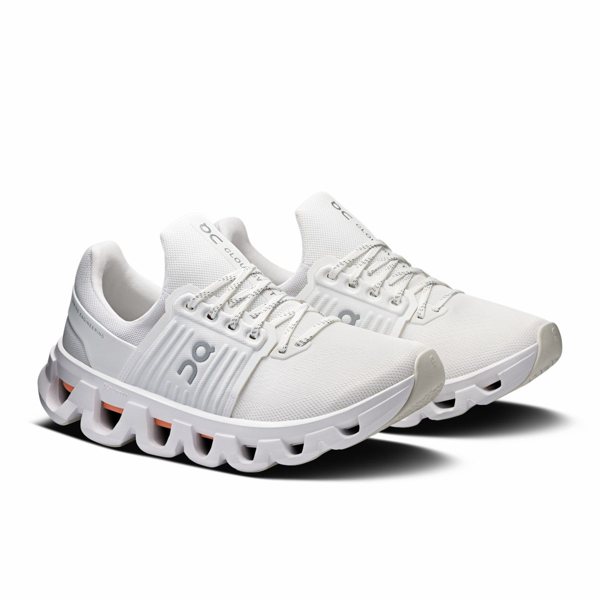 On United States Discount / Women's Cloudswift 4 AD - White/Sunstone