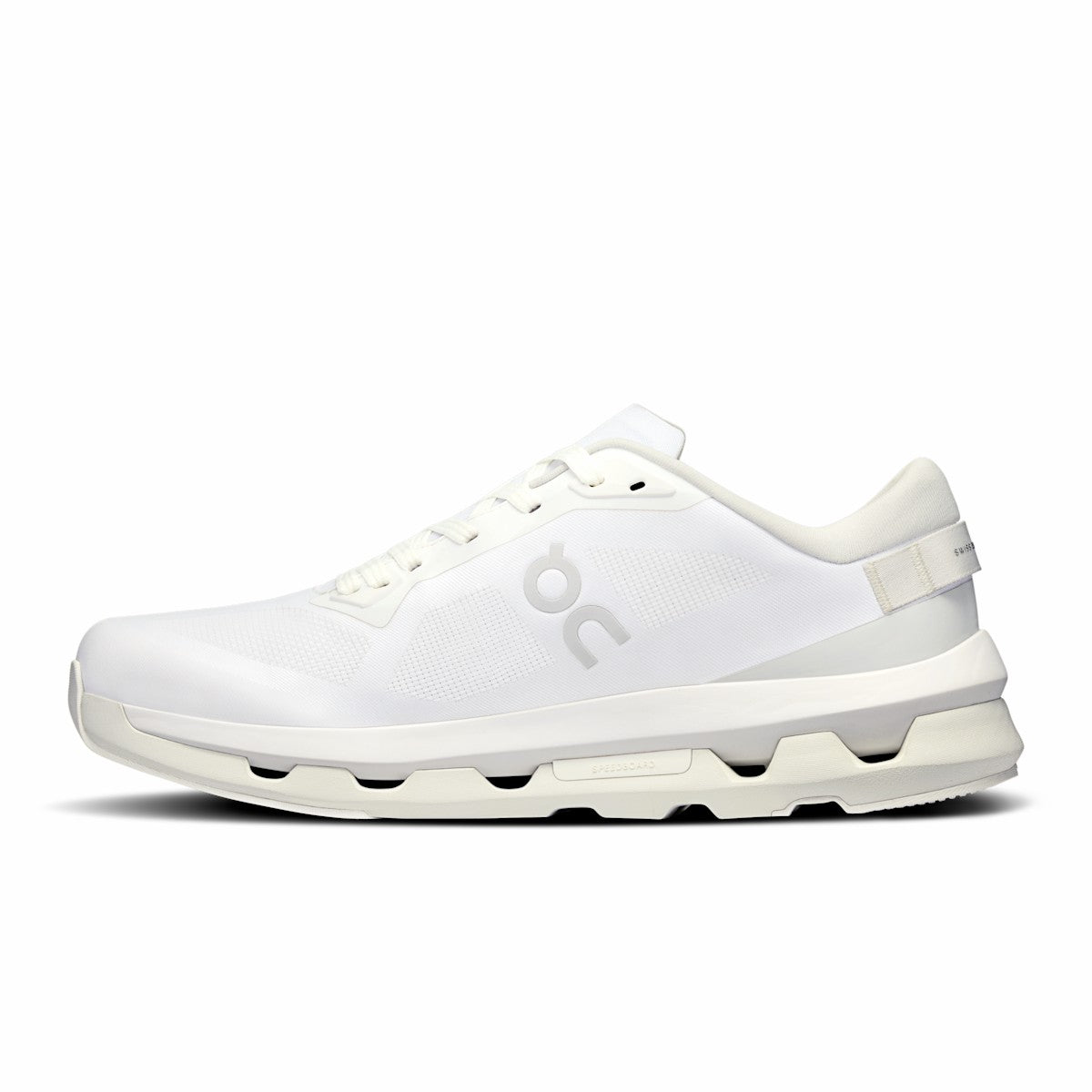 On United States Smart Buy / Women's Cloudzone - White/White
