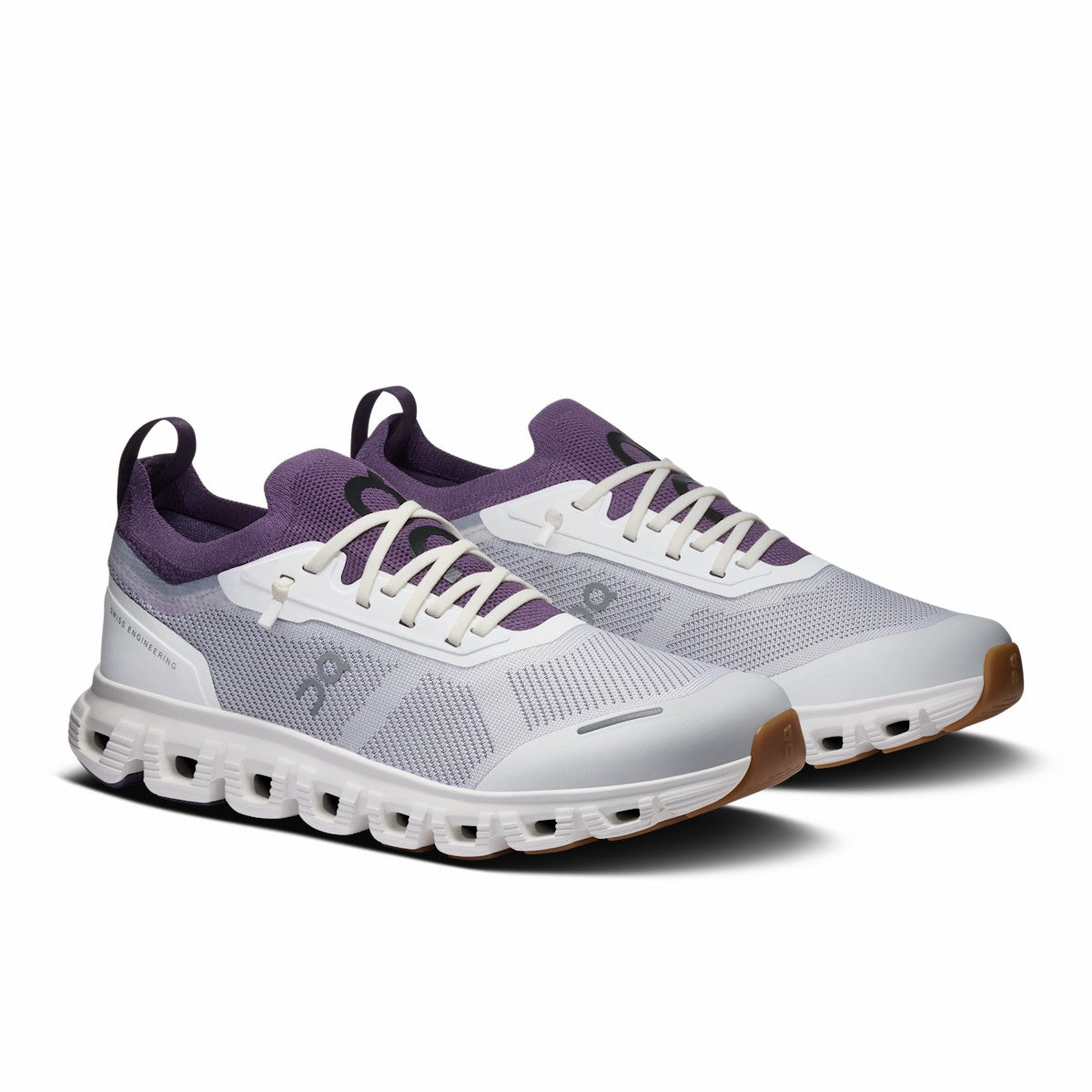 On United States Value / Women's Cloud 6 Versa - Ivory/Nocturne