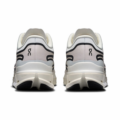 On United States Exclusive / Women's Cloudflow 5 AD - Ivory/Black