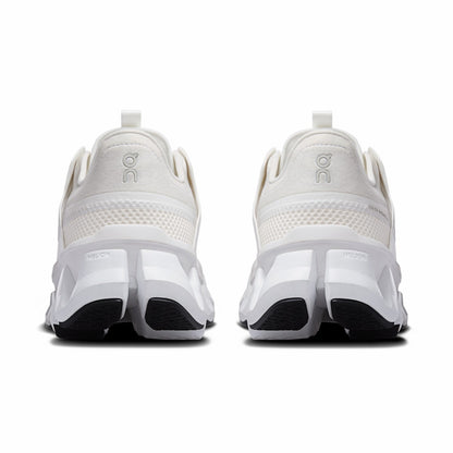 On United States Top Pick / Women's Cloudswift Amp - White/White